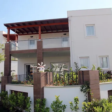 Dibek Homes & 4* Yalikavak