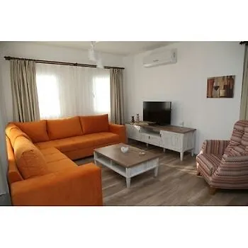 Casa de hóspedes Dibek Homes & 4*
