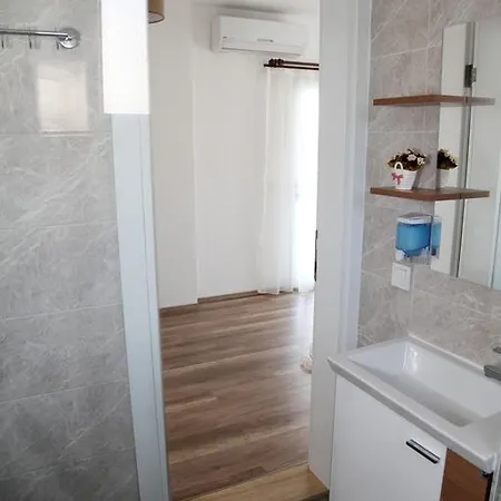 Dibek Homes & 4*