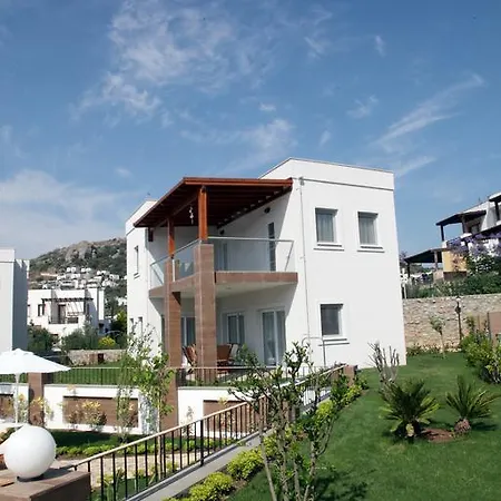 Dibek Homes & Gasthuis 4*