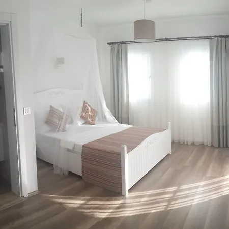 Dibek Homes & 4* יאליקאבאק