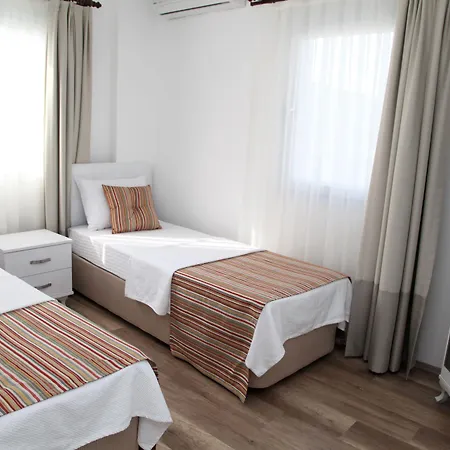 Dibek Homes & בית הארחה