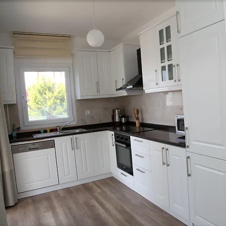 בית הארחה Dibek Homes & 4*