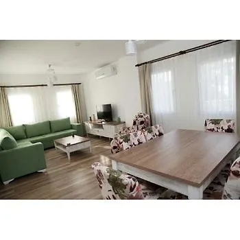 Dibek Homes & ゲストハウス